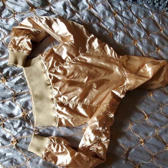 Gold jacket - Picture 2 of 4